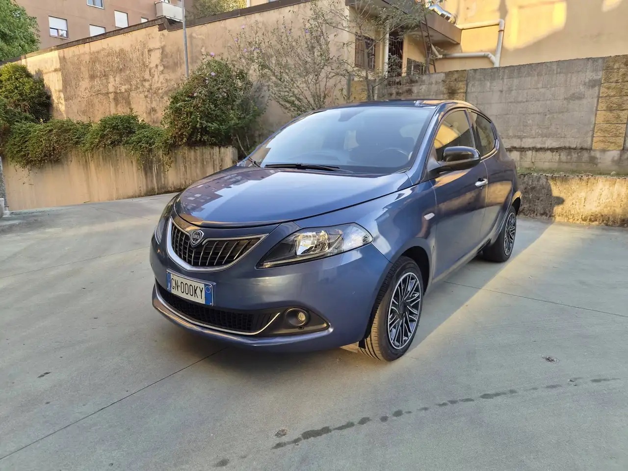 Lancia Ypsilon