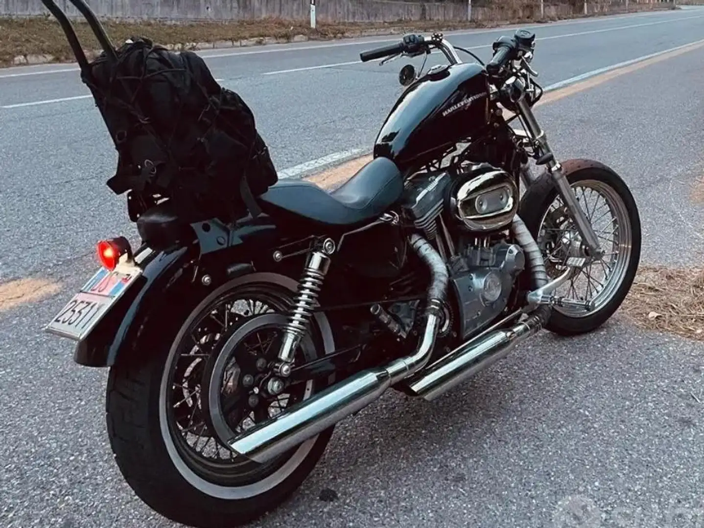 Harley-Davidson Sportster 883 Xl Noir - 1