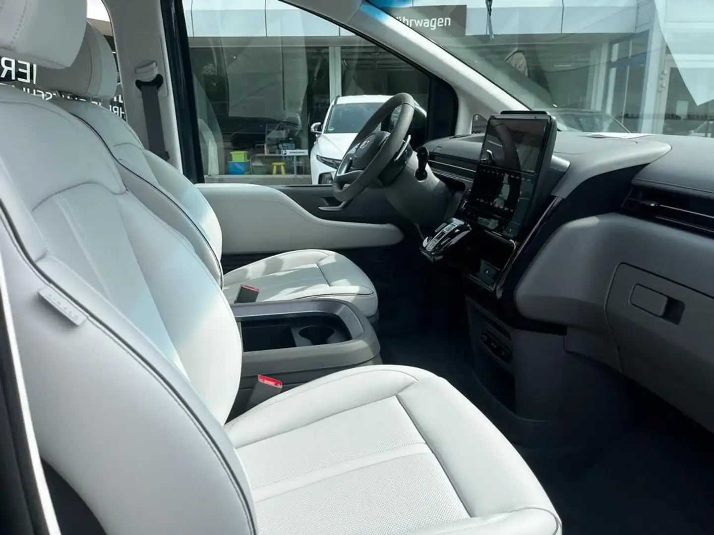Hyundai STARIA 2.2 AT 7 posti Grigio - 1
