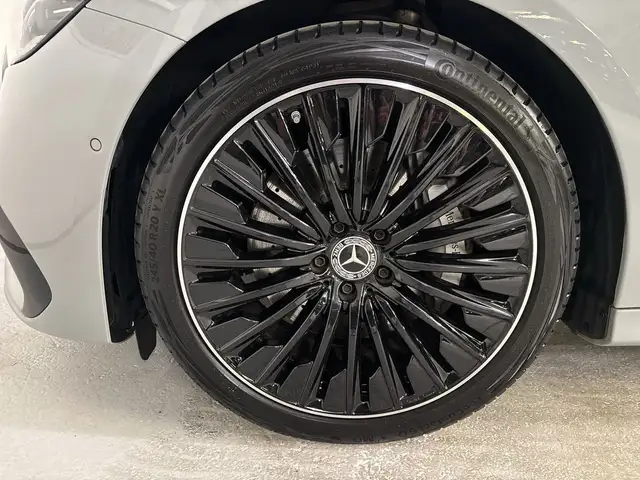 Mercedes-Benz E 220 d Limousine Wide LED PTS Cam SHZ Ansicht 14