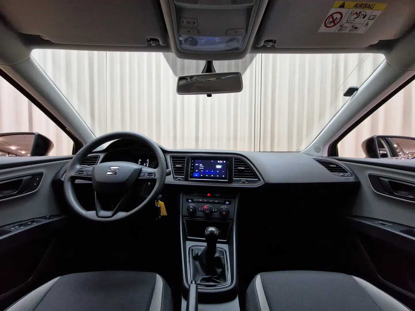 SEAT Leon 1.2 TSI *Slechts 56.711 km* Apple Carplay / Cruise Zwart - 2