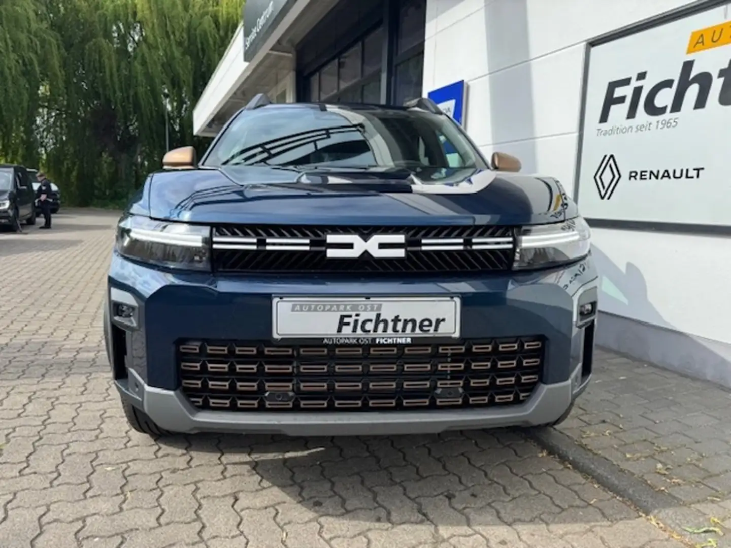 Dacia Bigster Hybrid 155 Extreme SOFORT VERFÜGBAR Modrá - 2