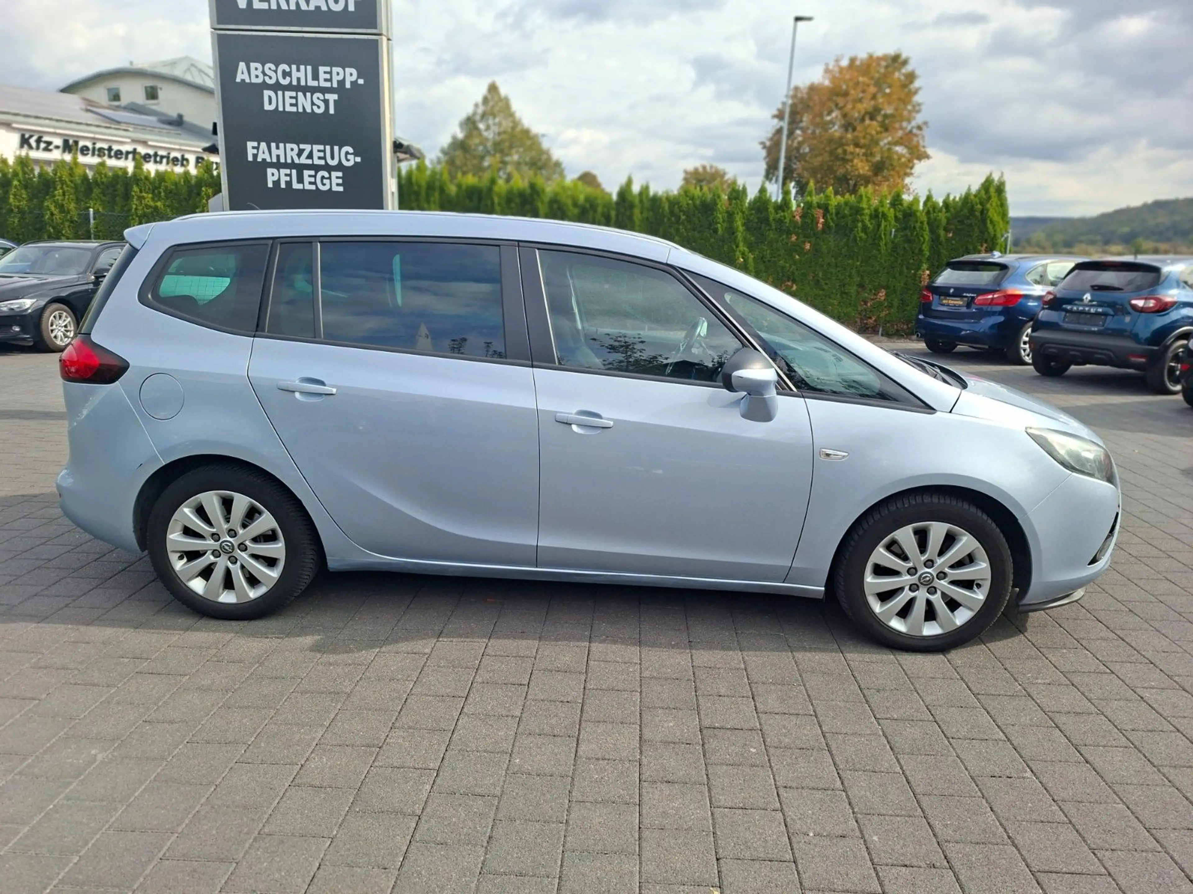Opel Zafira C Tourer Style*AUOMATIK*R-CAMERA*7-SITZER — photo 4