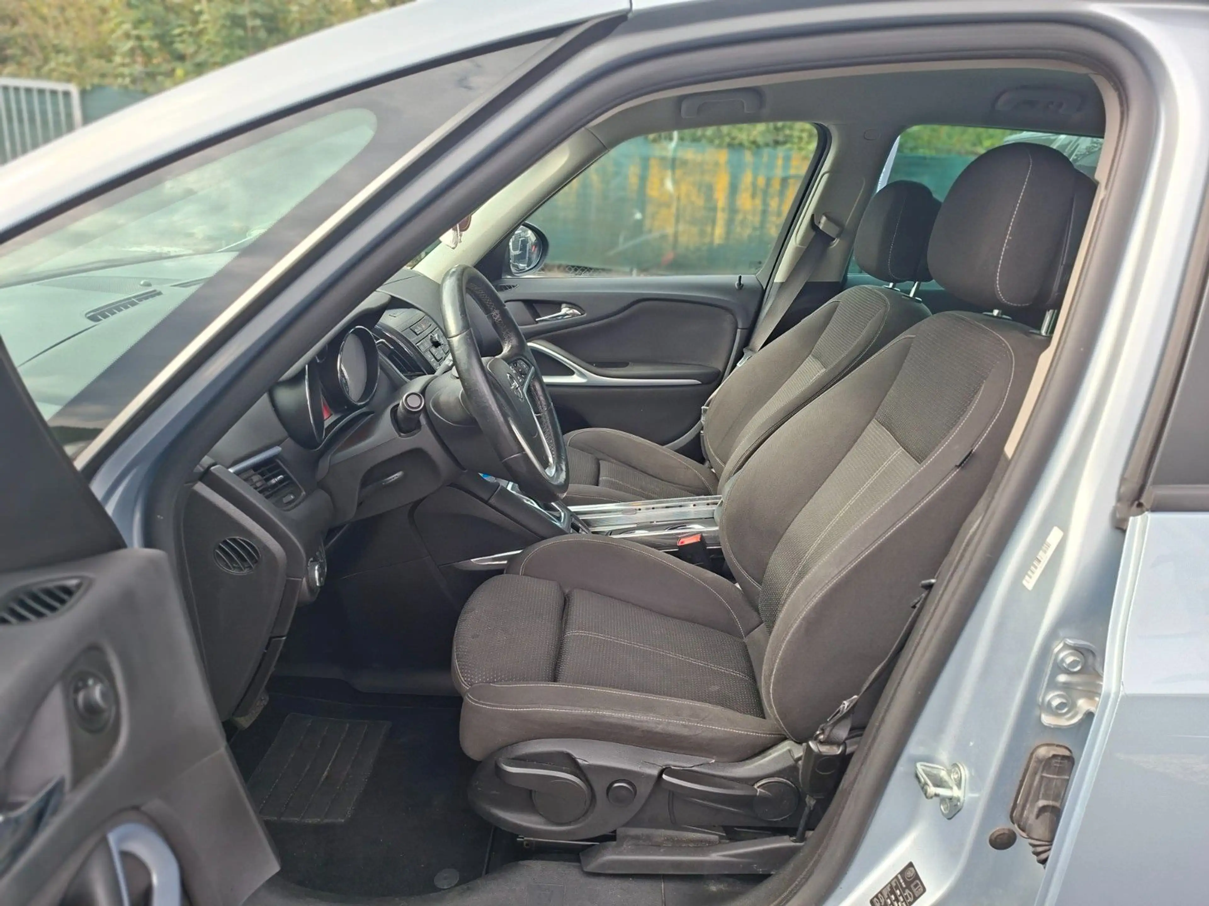 Opel Zafira C Tourer Style*AUOMATIK*R-CAMERA*7-SITZER — photo 9
