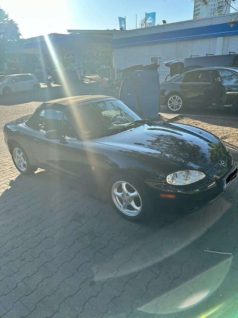 Mazda MX-5 1.6i 16V Schwarz - 1