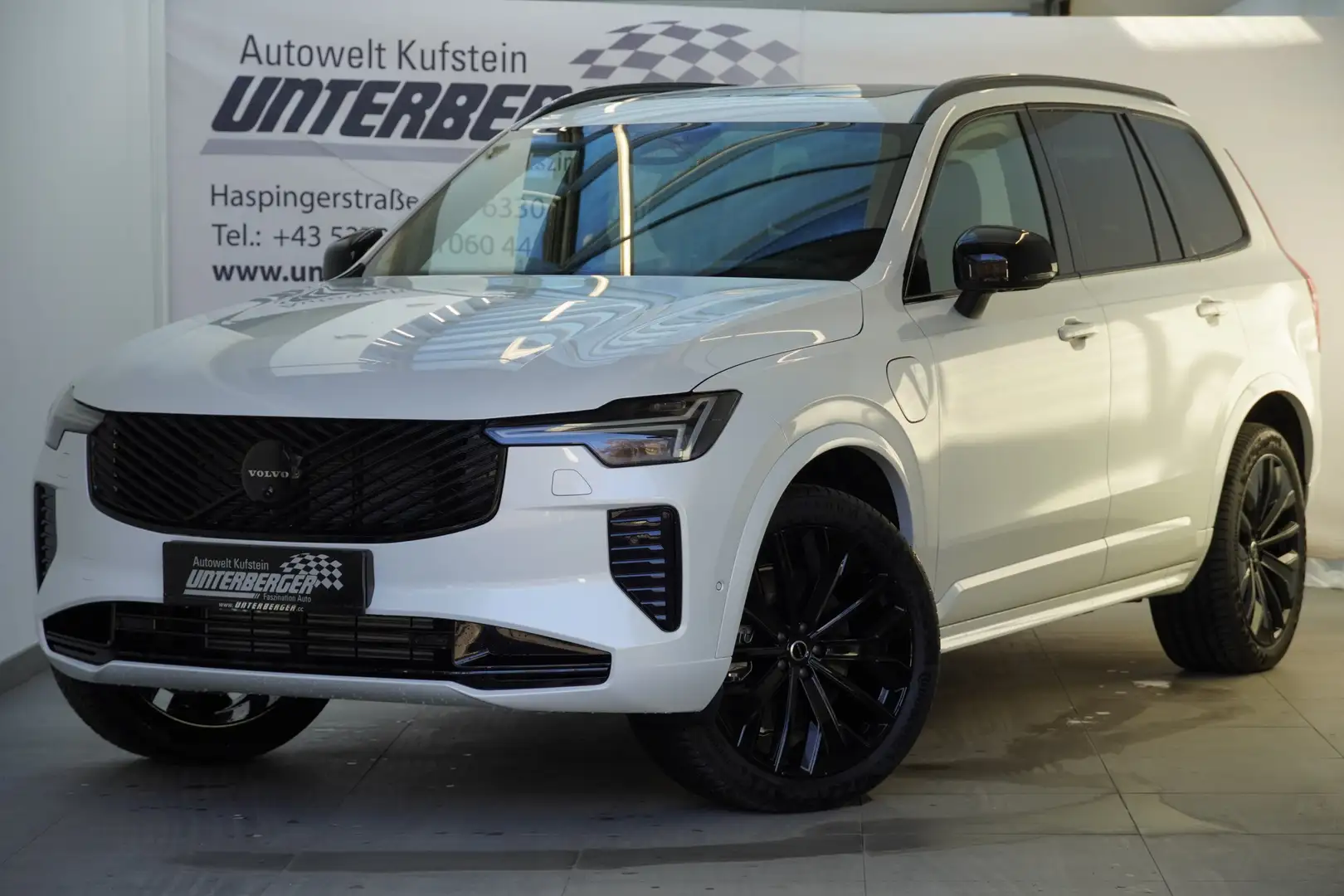 Volvo XC90 T8 Ultra Dark PHEV Weiß - 2