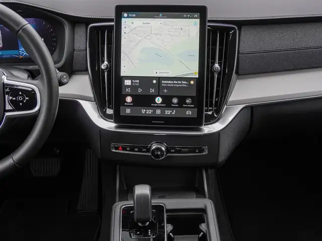 Volvo XC90 view 12