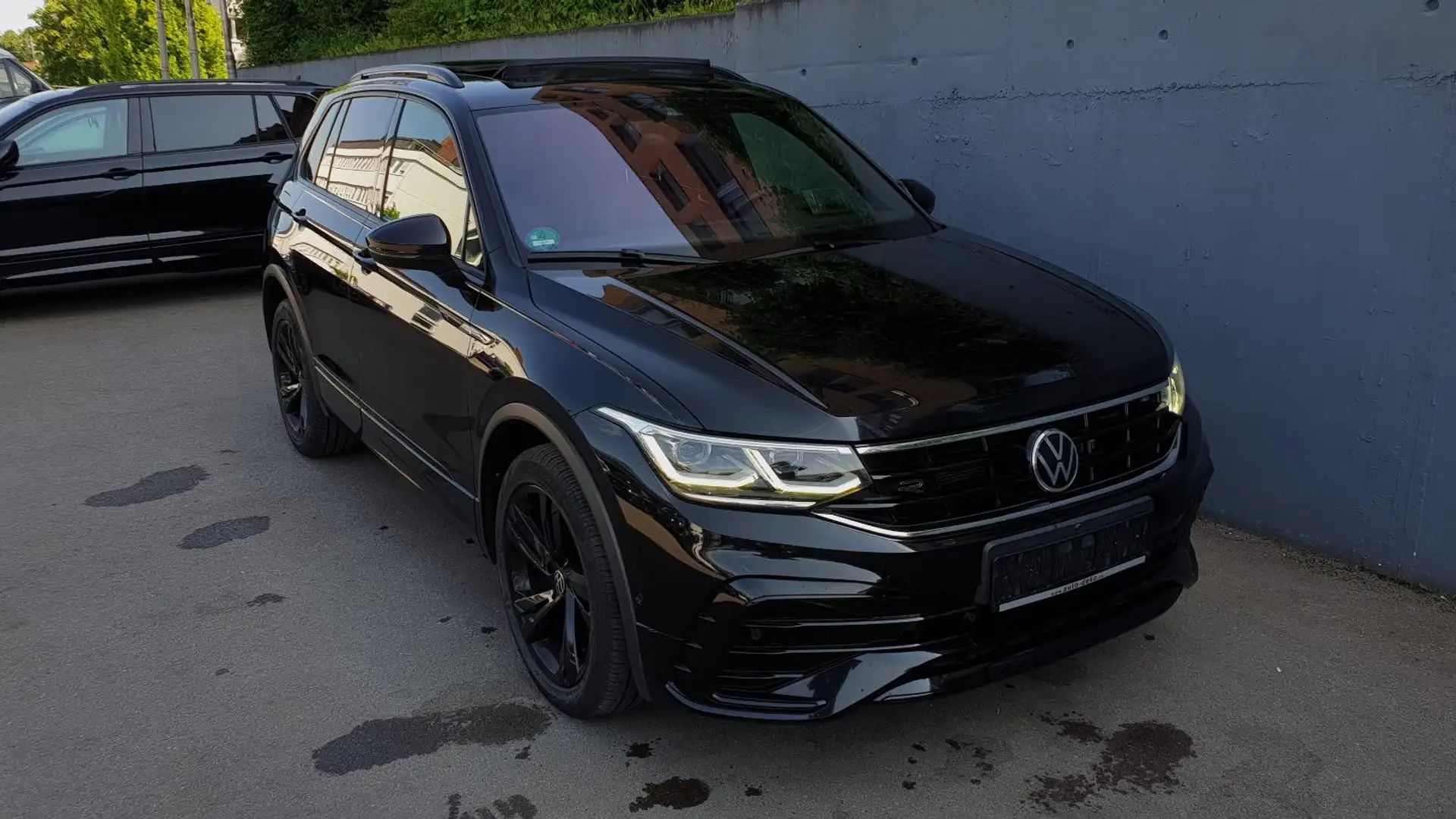 Volkswagen Tiguan 2.0 TDI DSG 4M 3 x R-Line Pano/Leder/ACC Negro - 2