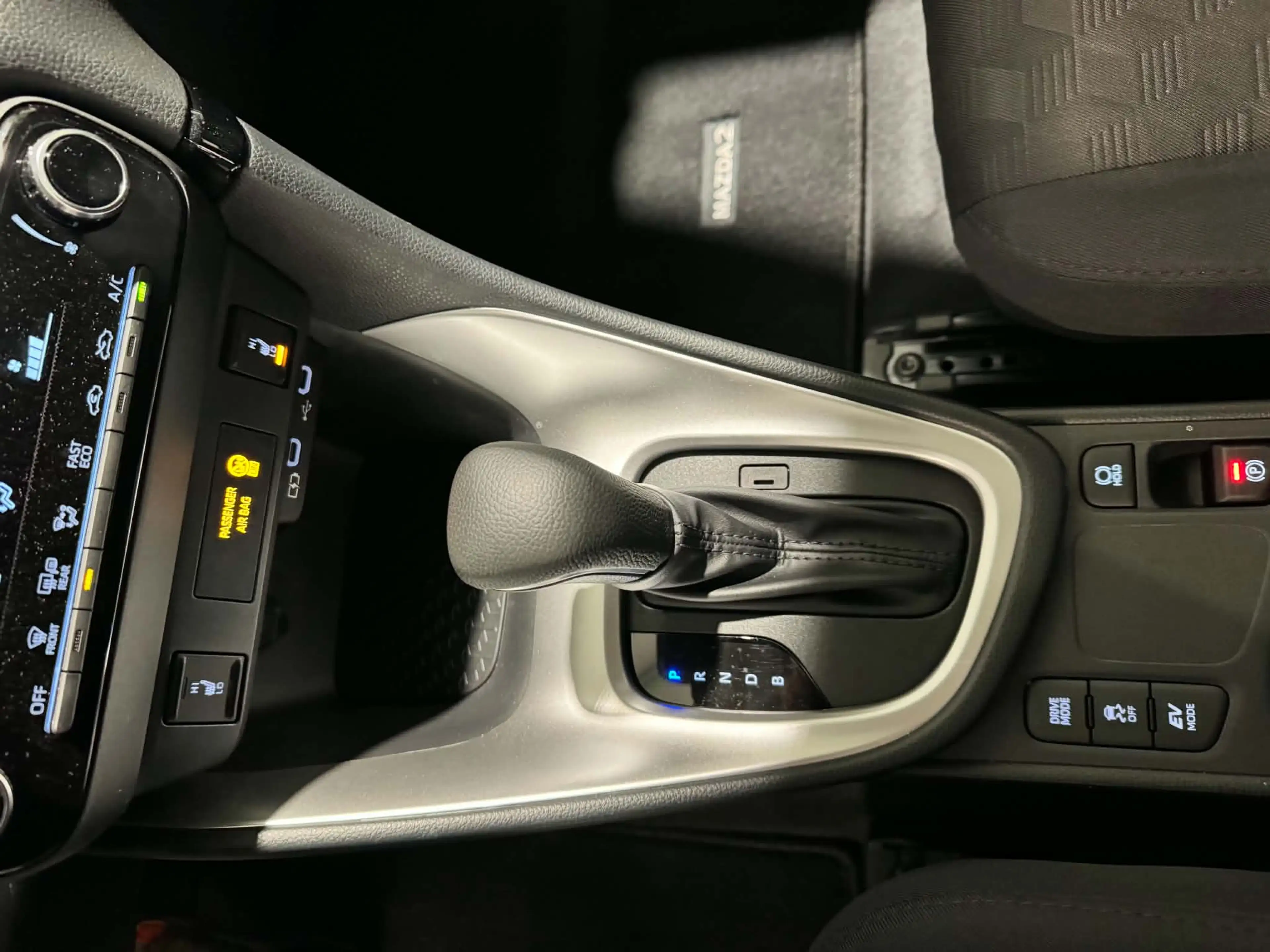 Mazda 2 2 Hybrid 1.5i VVT-i E-CVT Exclusive-Line Exclusive-Line — photo 12