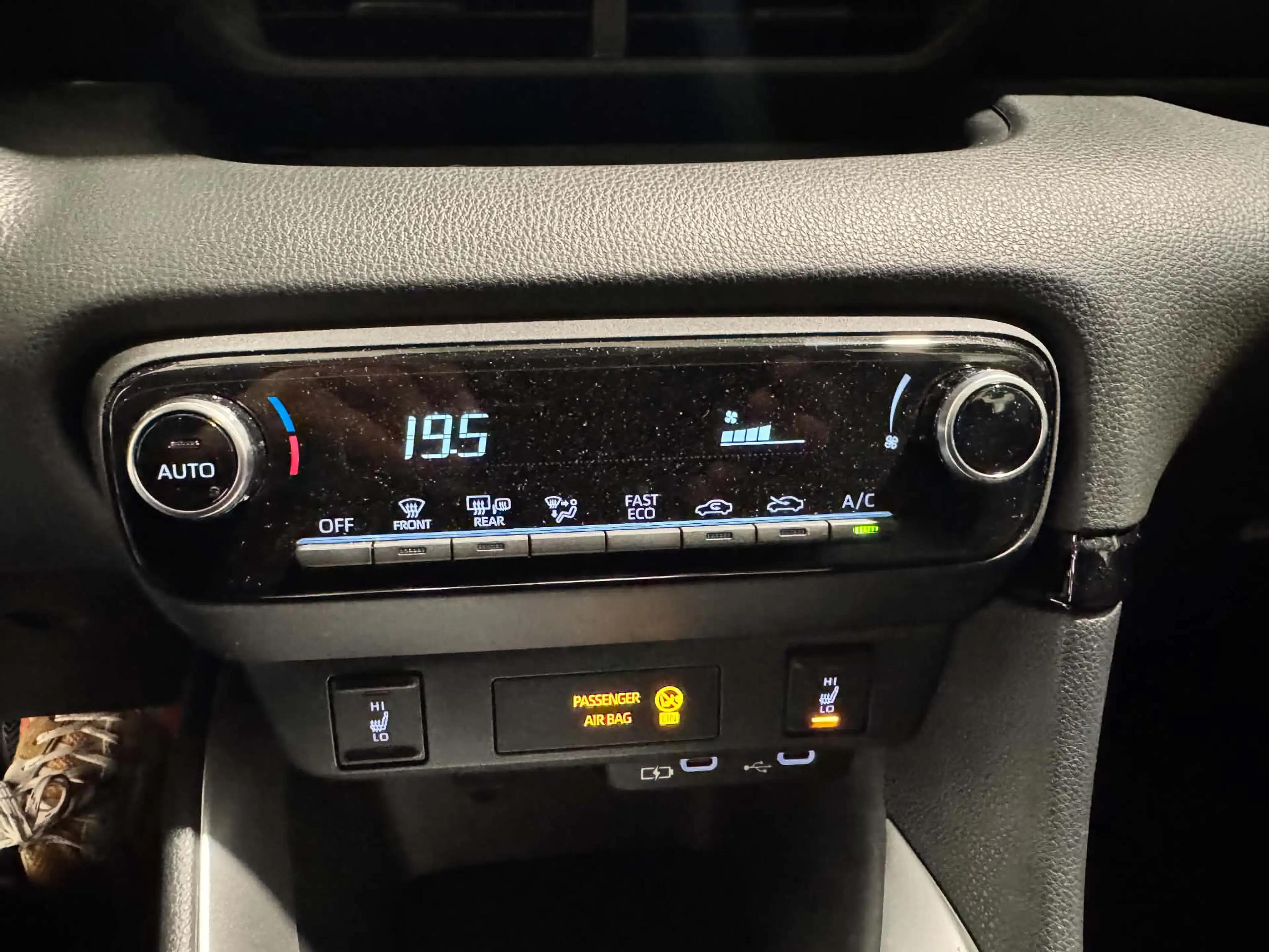 Mazda 2 2 Hybrid 1.5i VVT-i E-CVT Exclusive-Line Exclusive-Line — photo 10