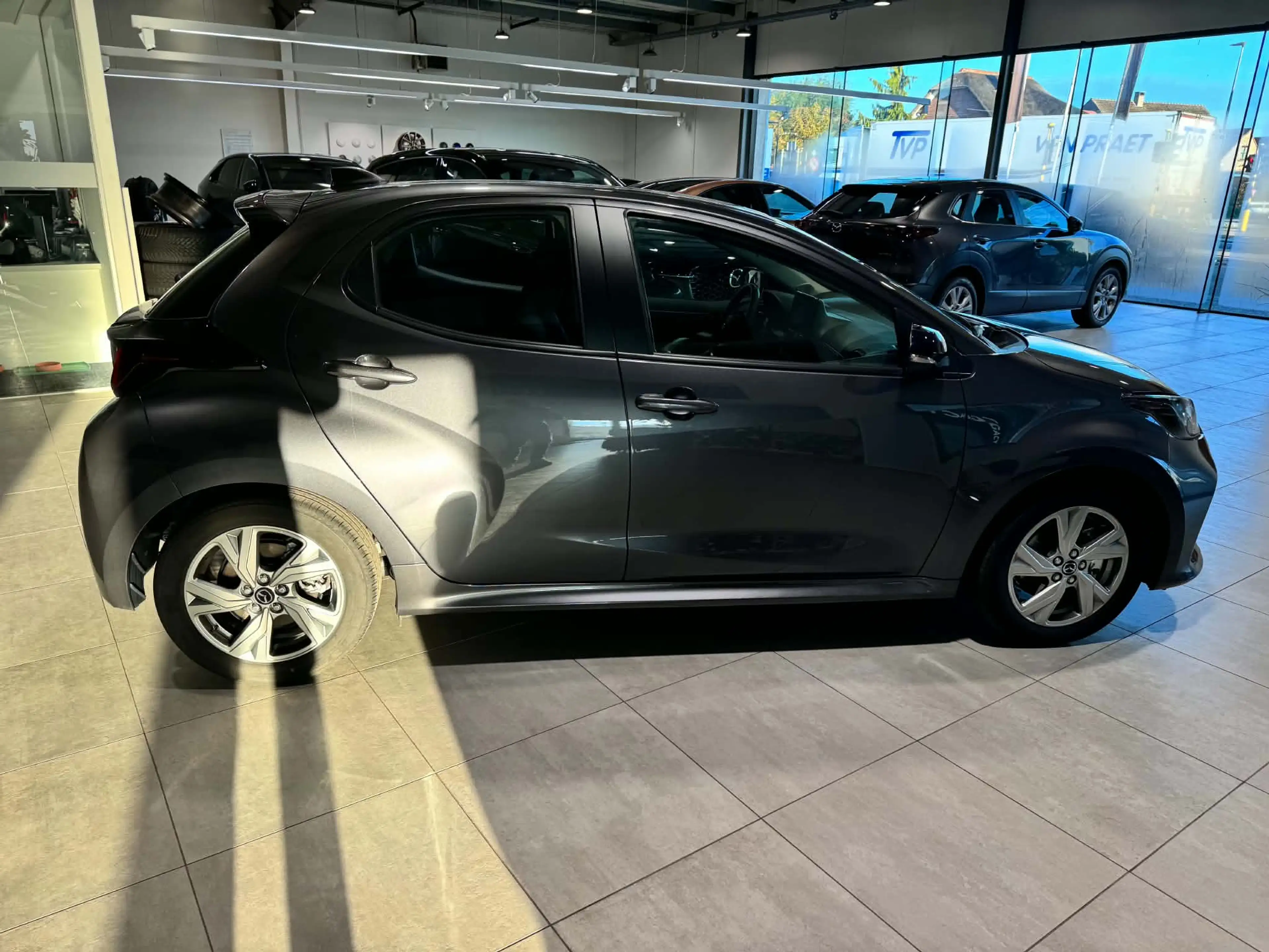 Mazda 2 2 Hybrid 1.5i VVT-i E-CVT Exclusive-Line Exclusive-Line — photo 6
