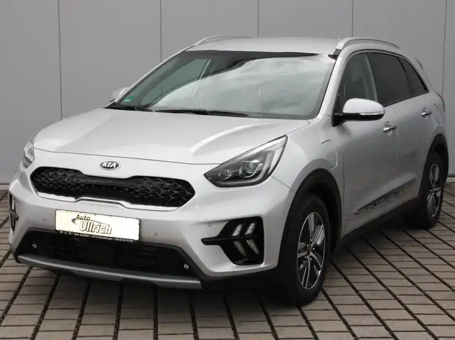 Kia Niro Plug In Hybrid 1.6 GDI PHEV AT Spirit AHK Winterräder