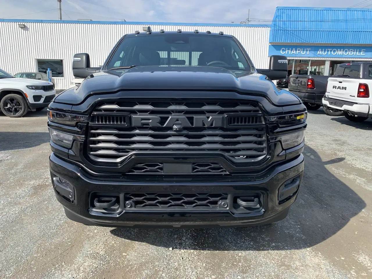 RAM 2500 снимка RAM 2500