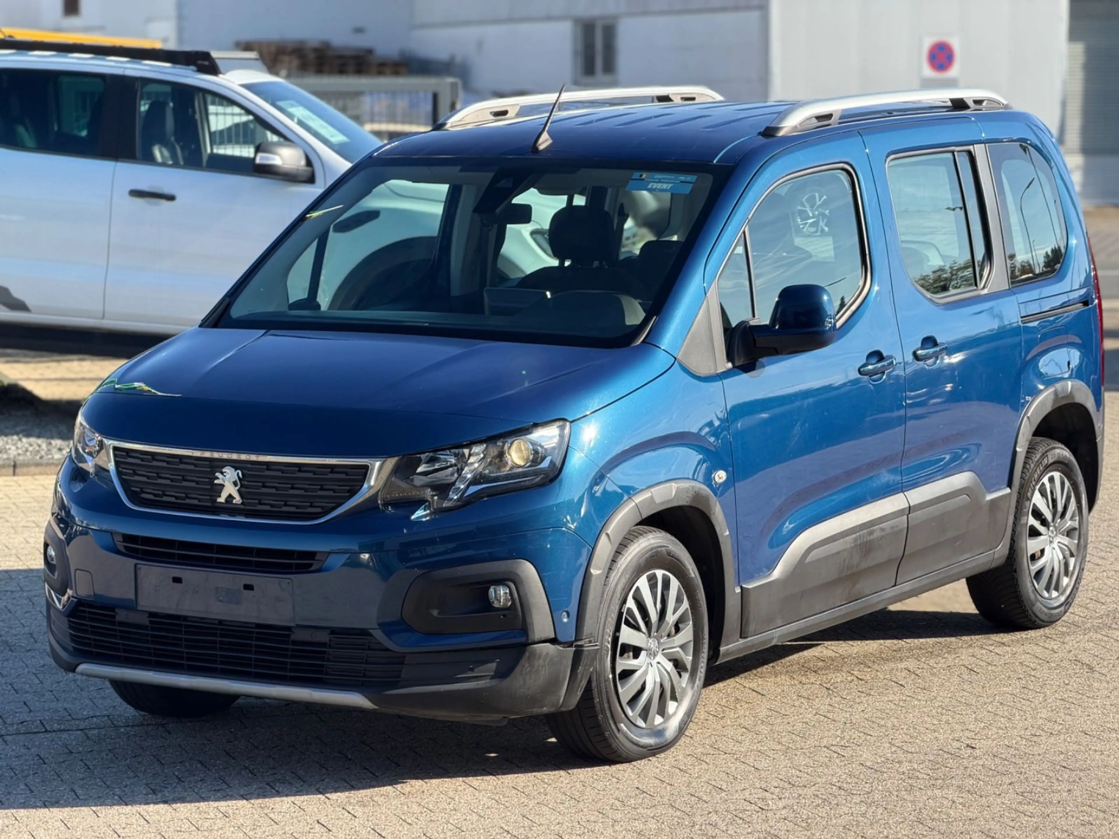 Peugeot Rifter Allure L1 Euro6, 5 Sitzer, Navi, Klima