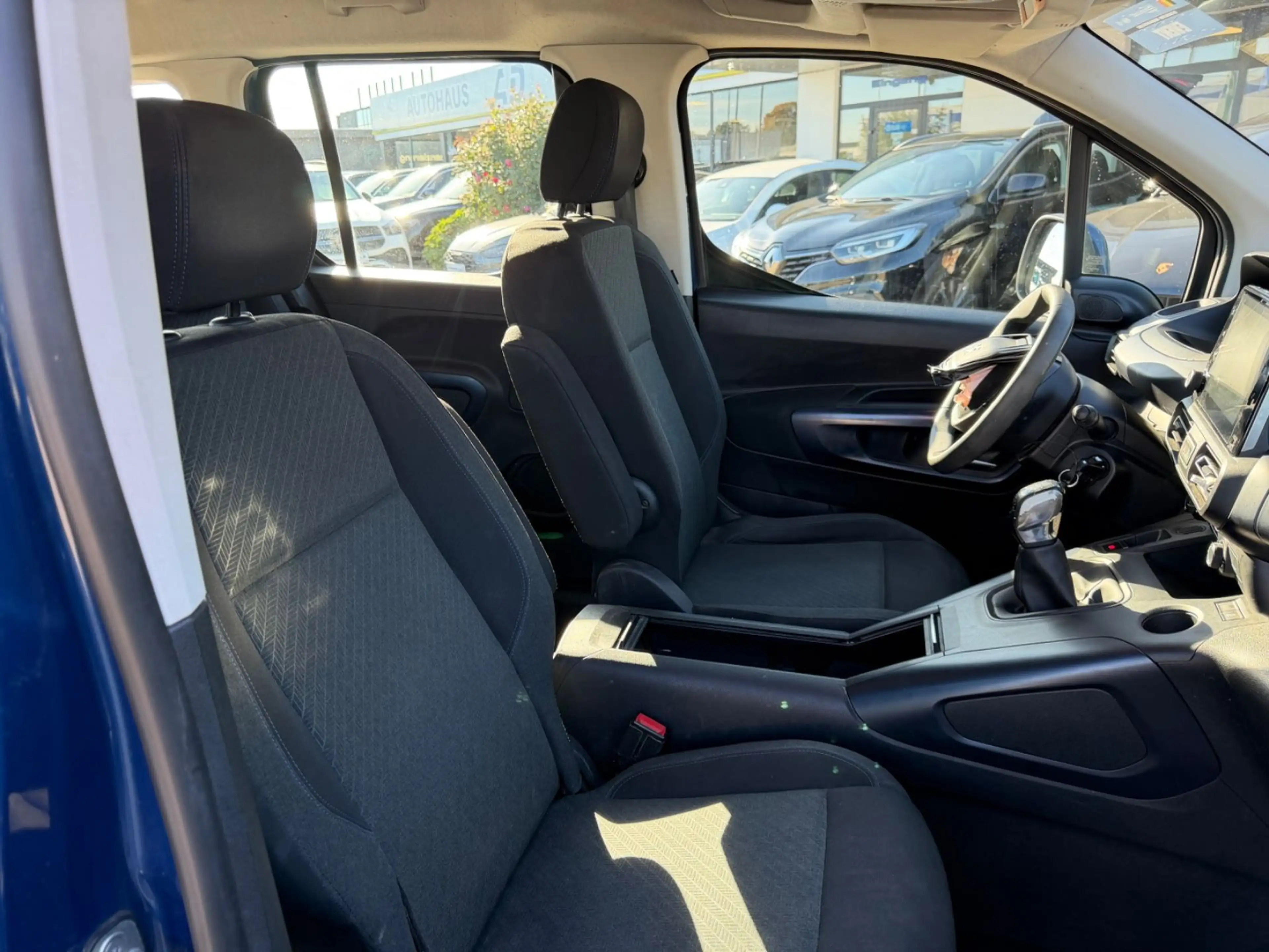 Peugeot Rifter Allure L1 Euro6, 5 Sitzer, Navi, Klima — photo 15
