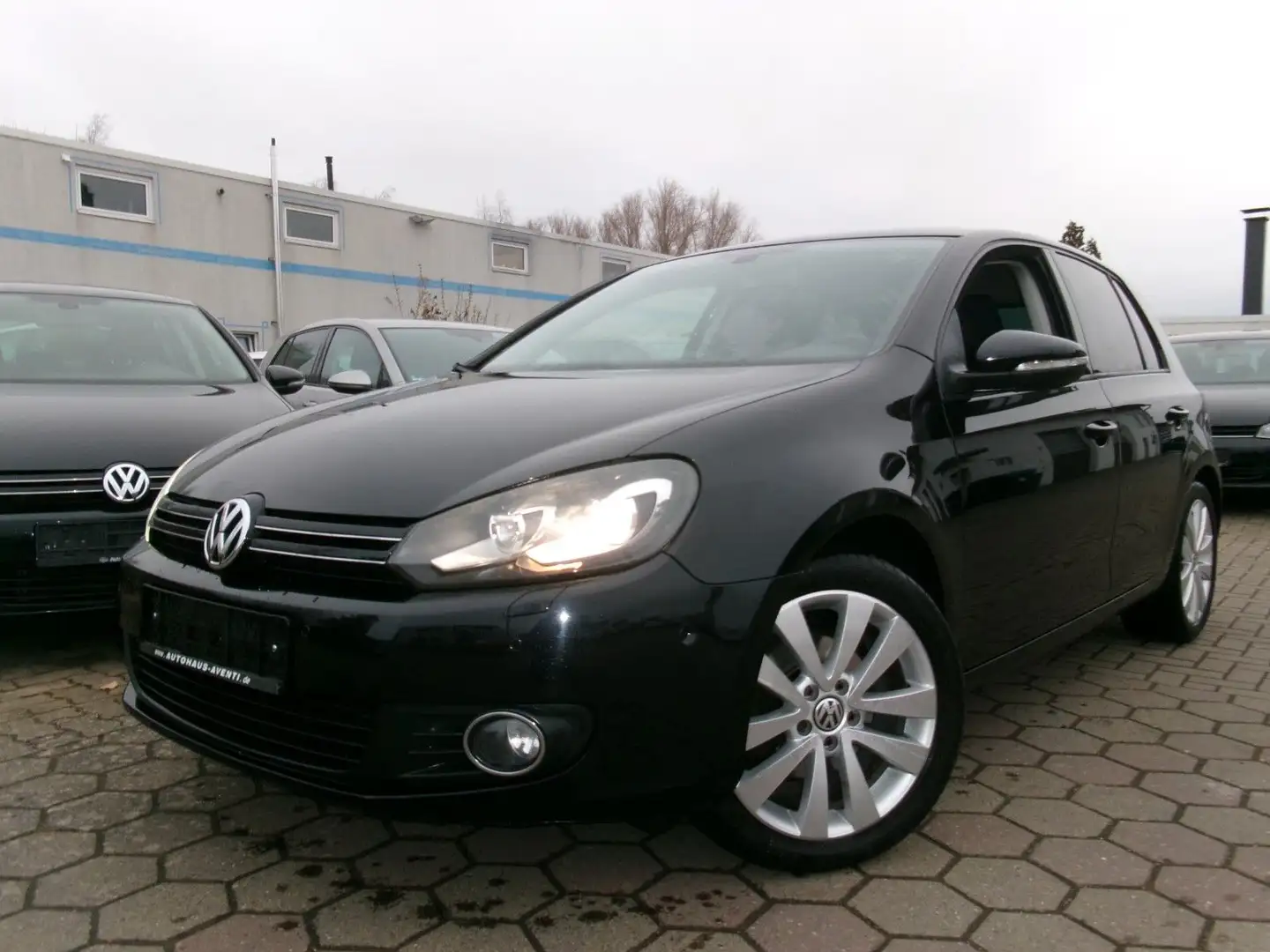 Volkswagen Golf VI Team Tüv neu auf Kundenwunsch Schwarz - 1