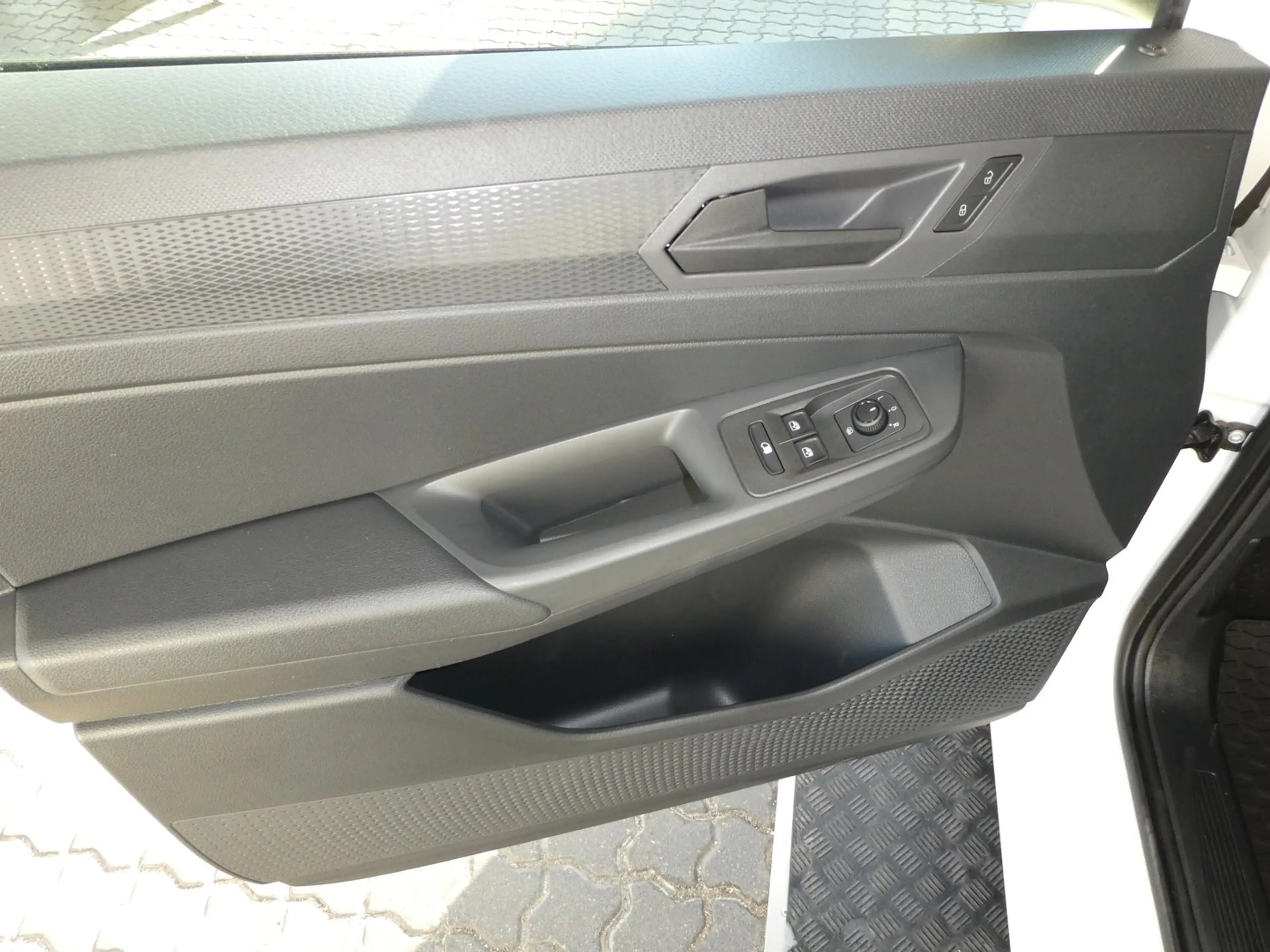 Volkswagen Caddy Cargo Entry TDI — photo 5