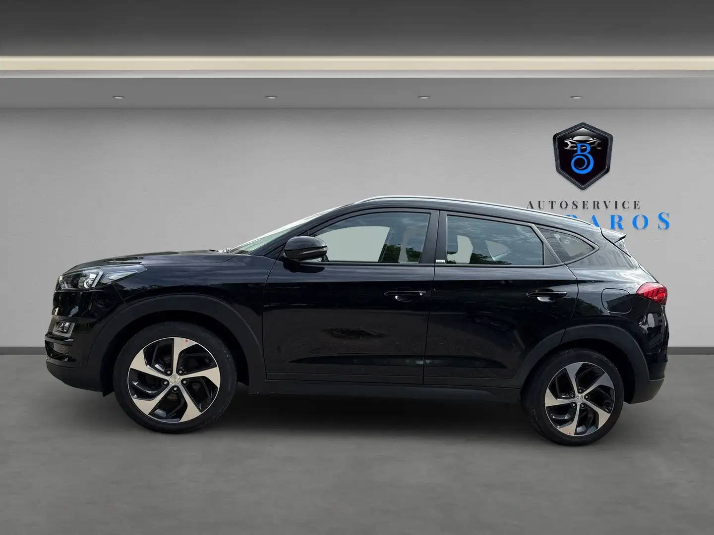 Hyundai TUCSON Trend 4WD *AT*KLIMA*PDC* Noir - 2