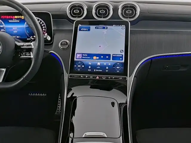 Mercedes-Benz GLC view 8