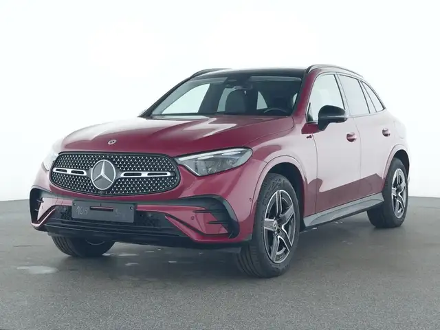 Mercedes-Benz GLC view 2