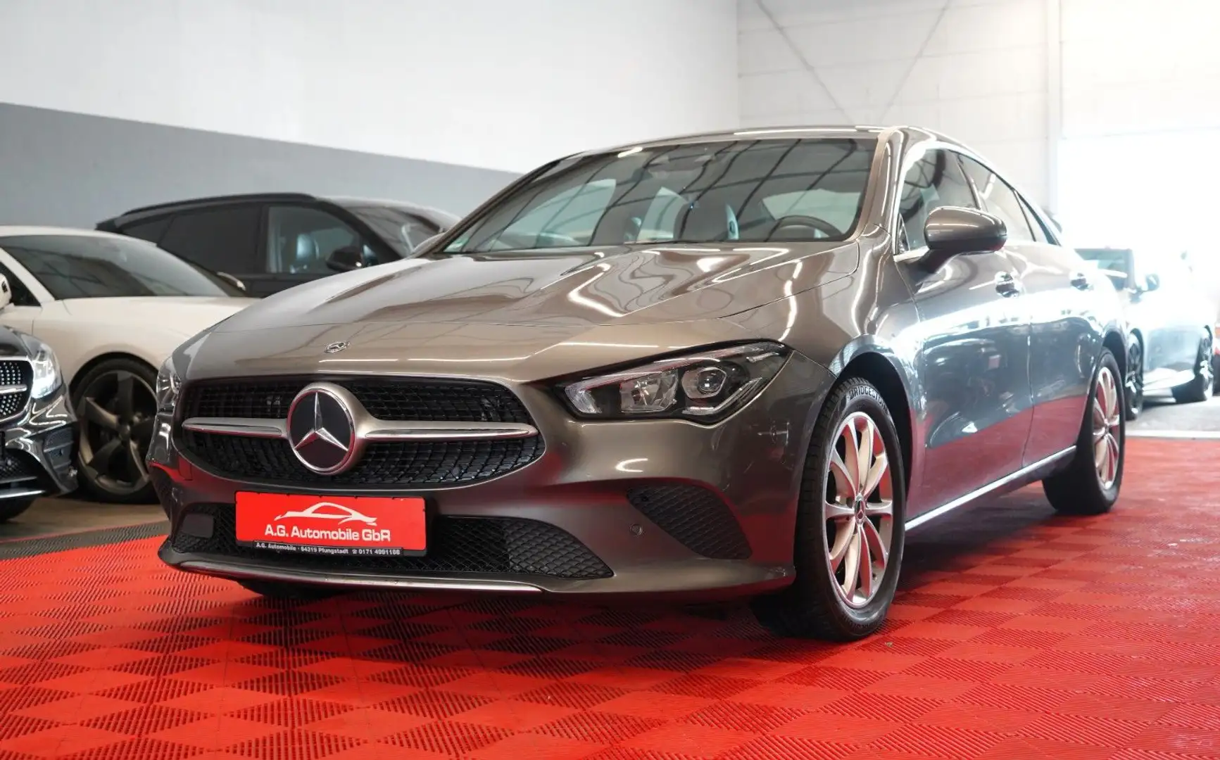 Mercedes-Benz CLA 220 d Progressive LED*Carbon*2.Hand*Parklenk* Grau - 1