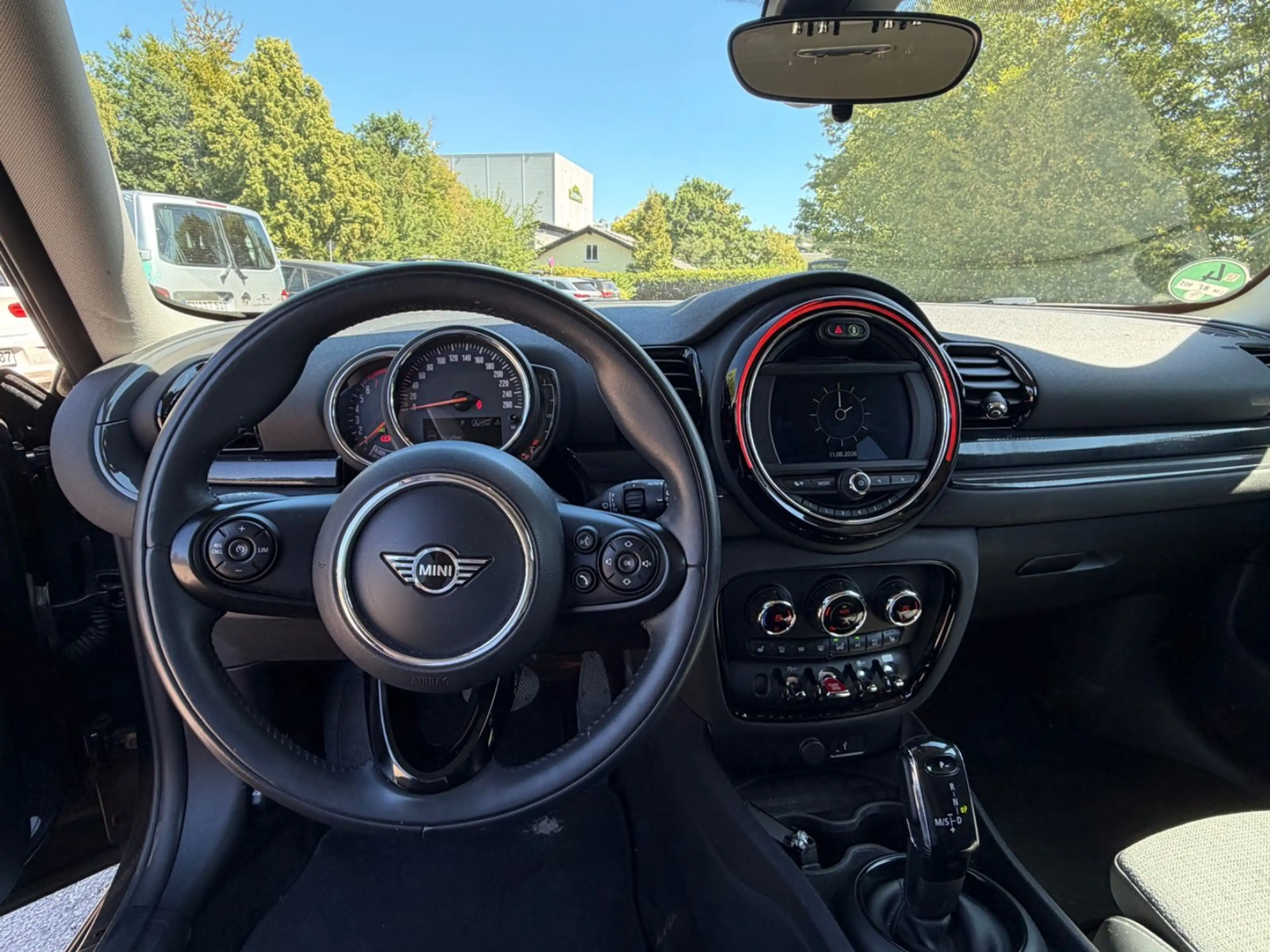 MINI Cooper Clubman COOPER CLUBMAN LED SPORT MINI CONNECTED — photo 15