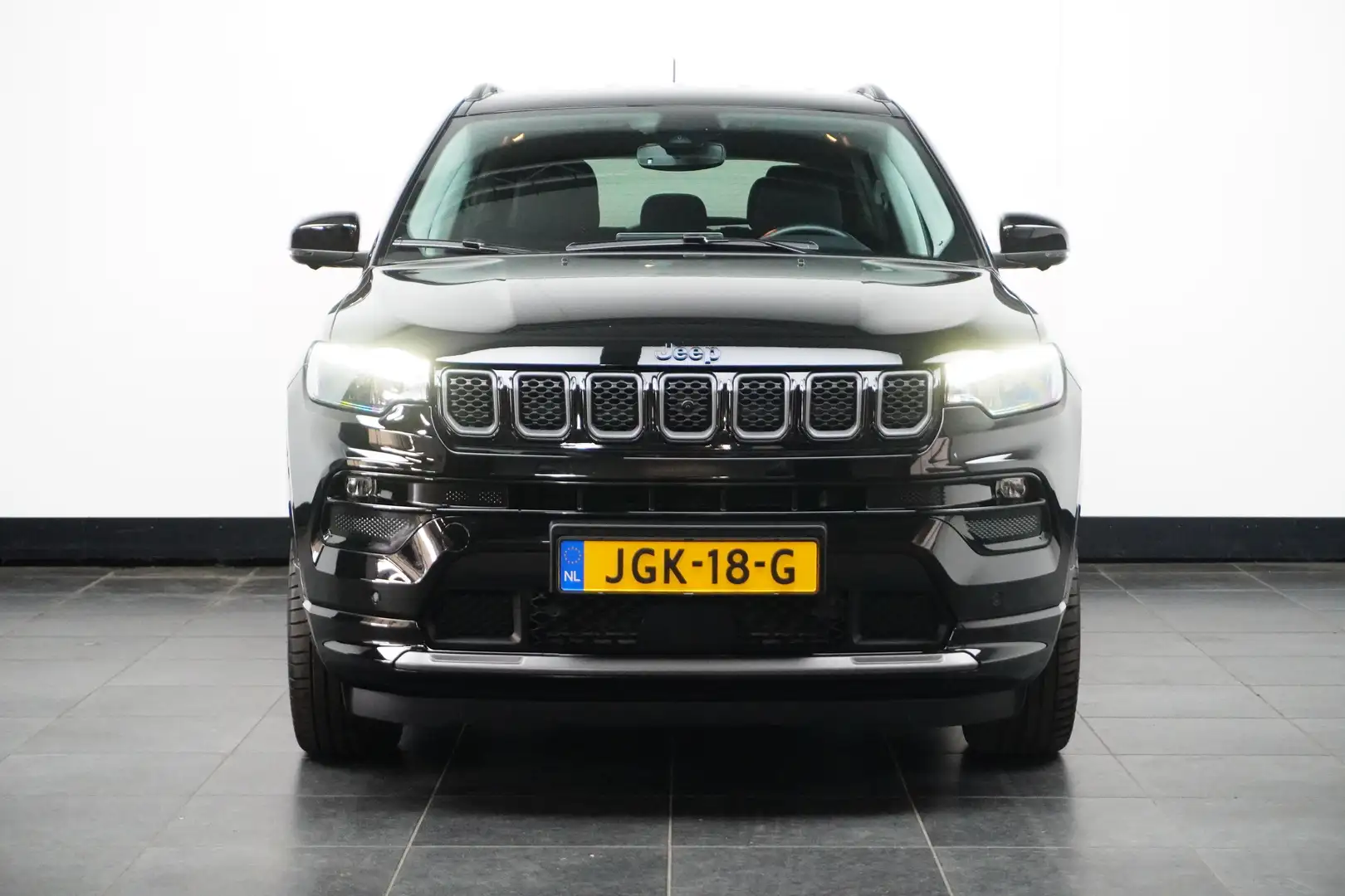 Jeep Compass 4xe 240 Plug-in Hybrid Electric Limited Schwarz - 2