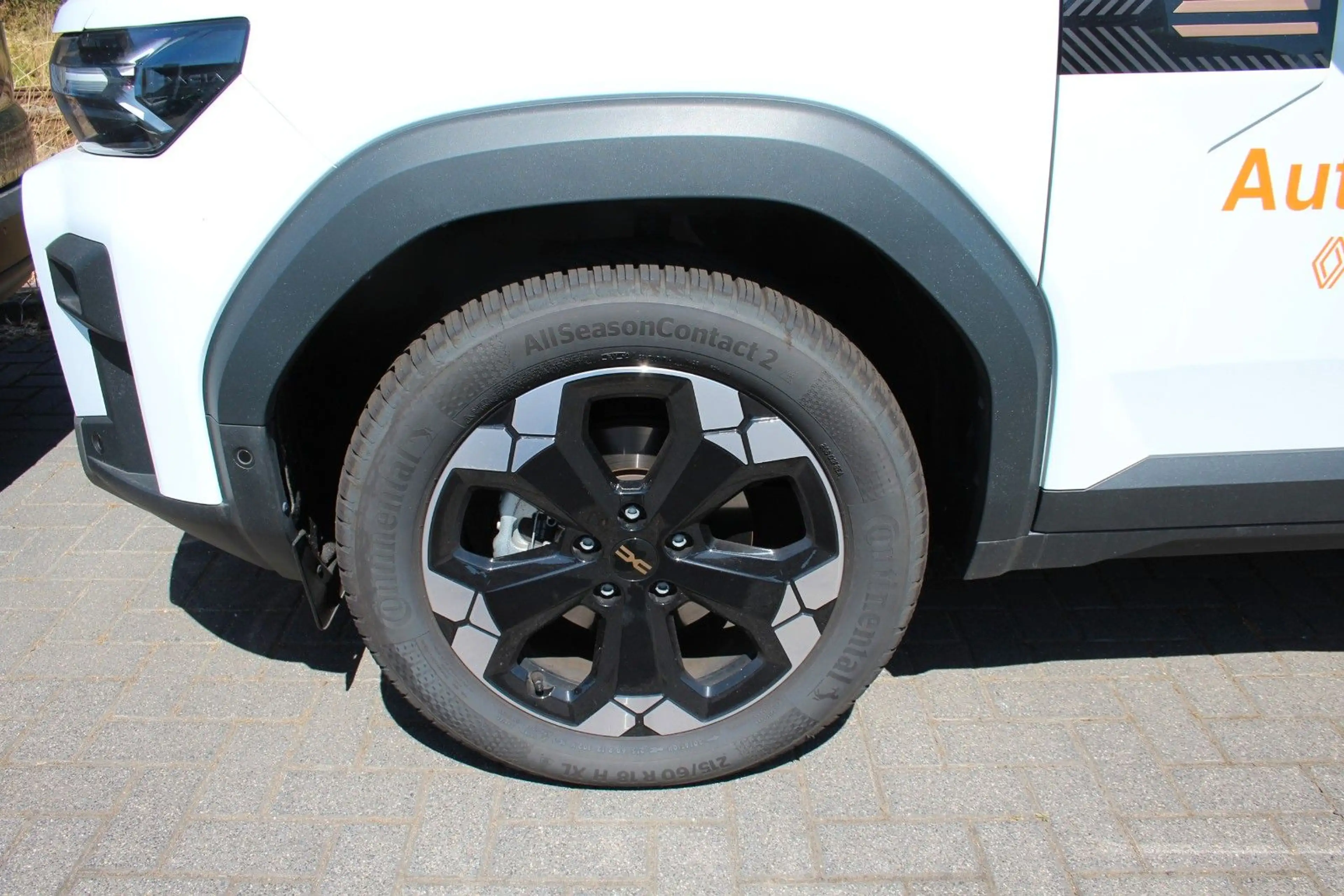 Dacia Bigster Hybrid 155 Extreme — photo 6
