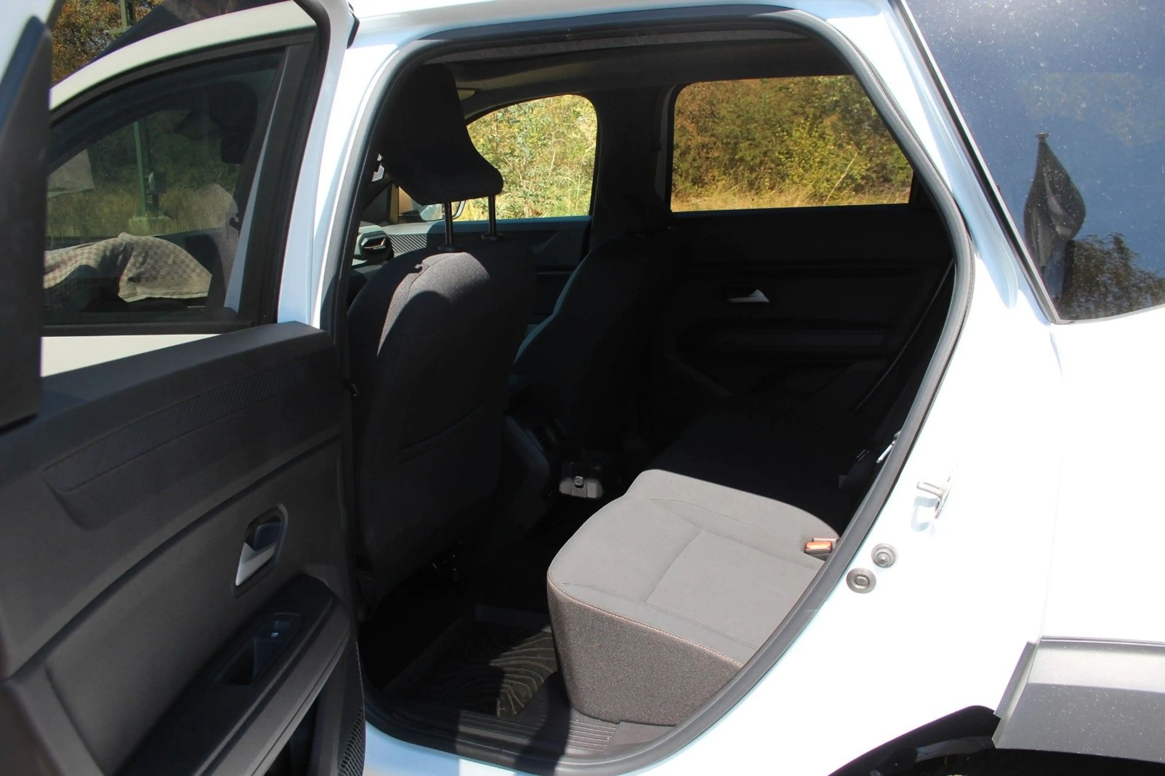 Dacia Bigster Hybrid 155 Extreme — photo 5