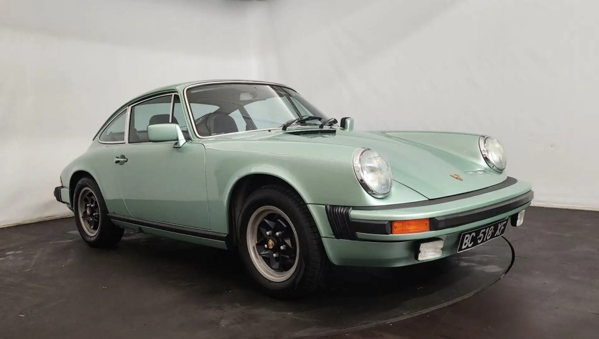 Porsche 911 2.7 Sportomatic Verde - 1
