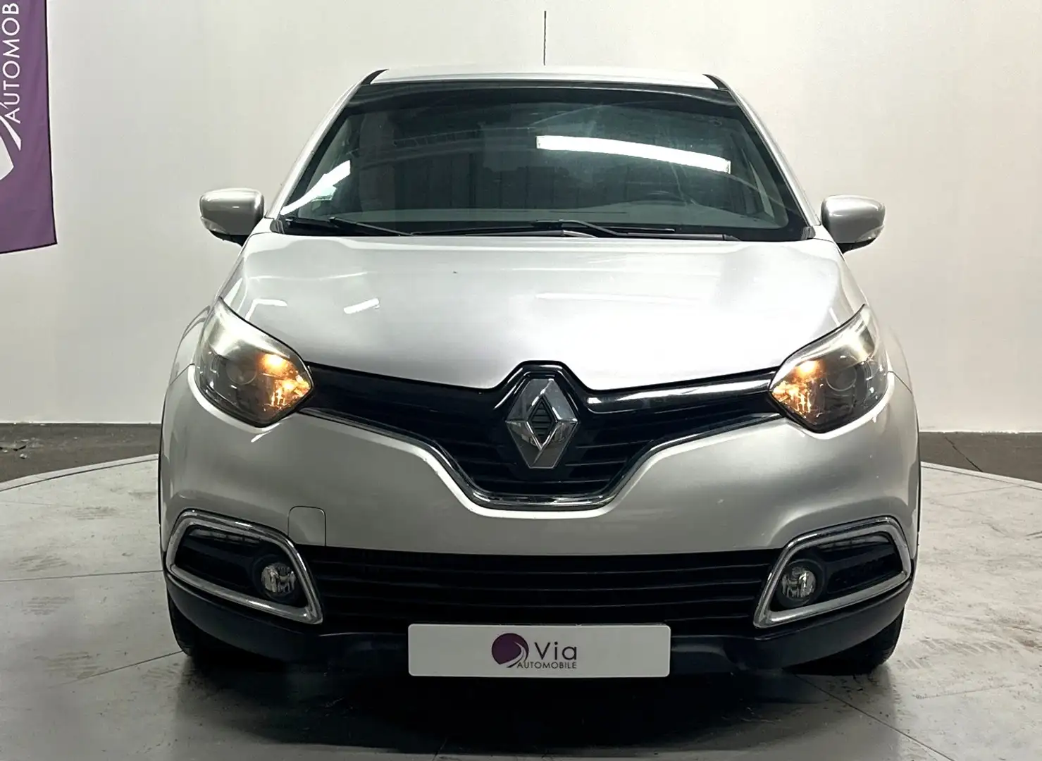 Renault Captur TCe 90 Energy eco2 Zen / 2 ème Main Gris - 2