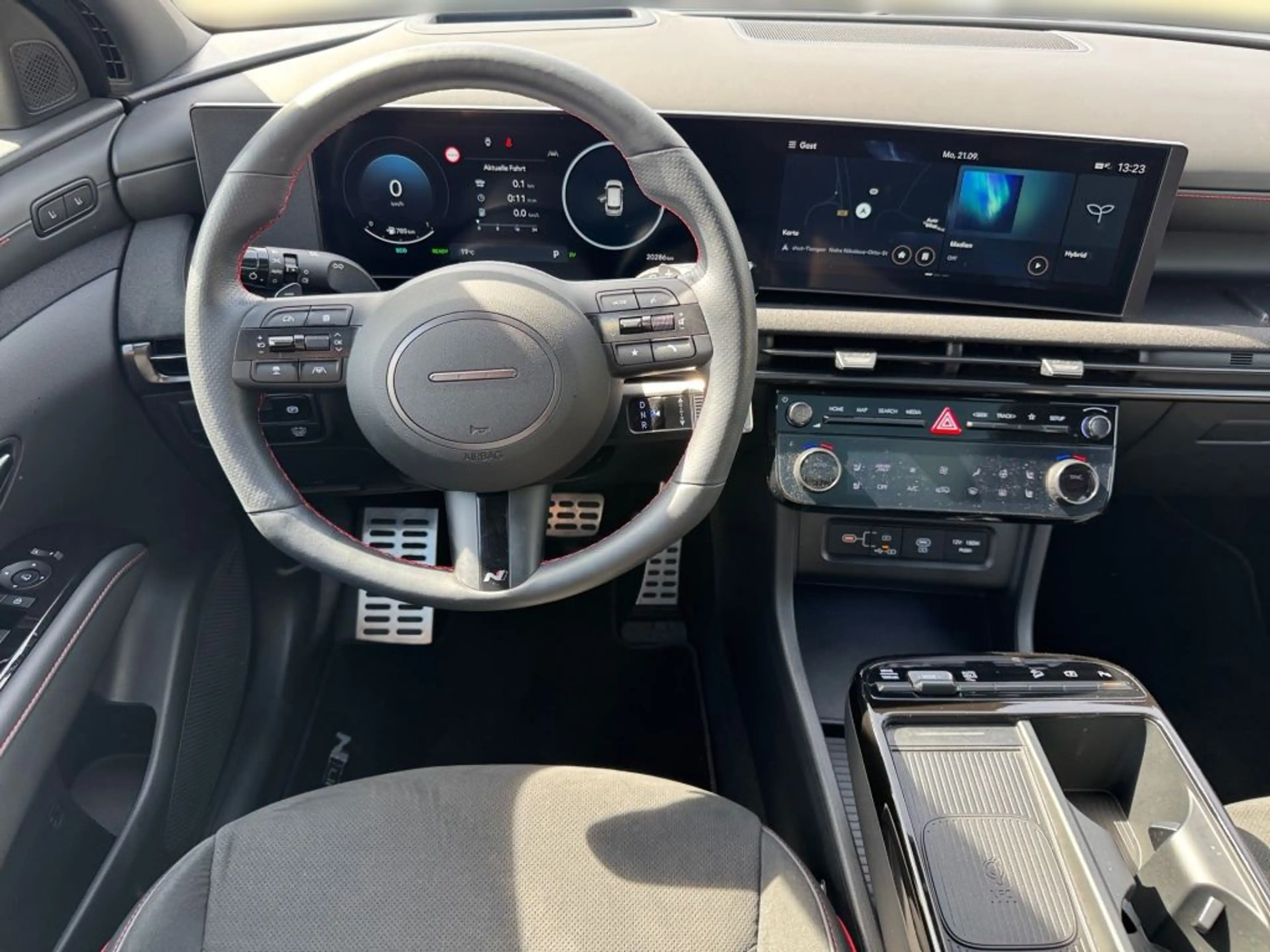Hyundai TUCSON 1.6 T-GDi HEV 4WD N Line — photo 9