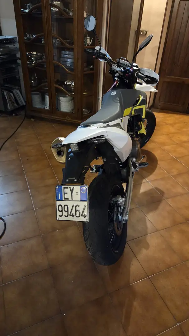 Husqvarna 701 Supermoto Alb - 1