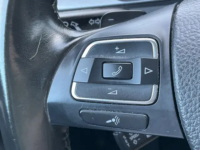 Volkswagen Passat view 9
