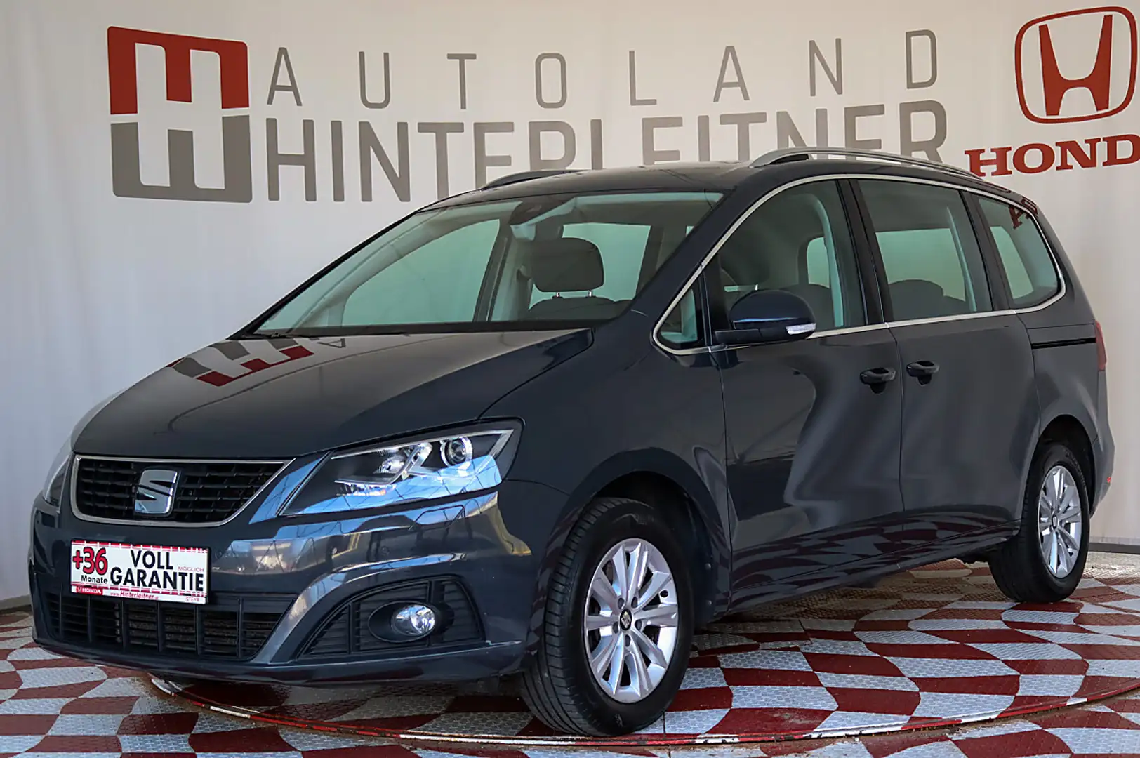 SEAT Alhambra Executive 2,0 TDI / BI-XENON / NAVI / PDC Grau - 1