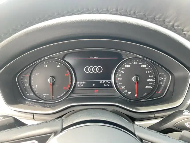 Audi A4 view 12