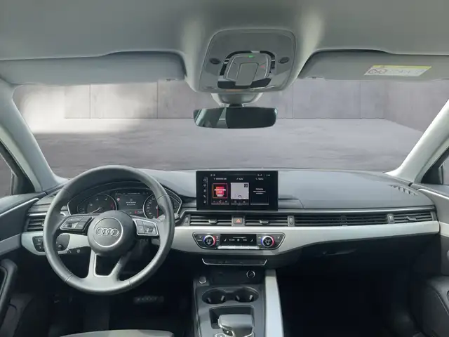 Audi A4 view 9