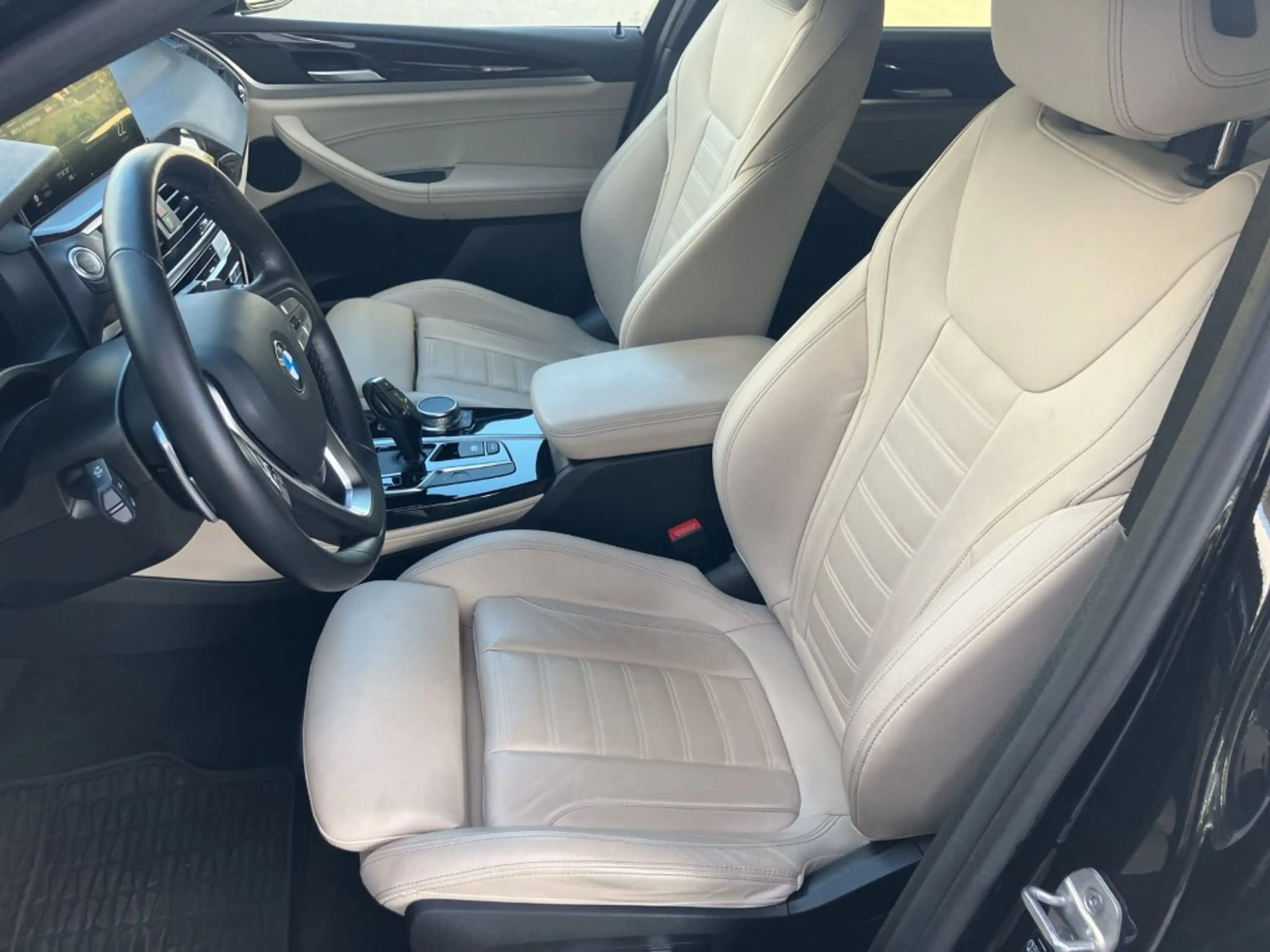 BMW X4 xDrive 20d — photo 10