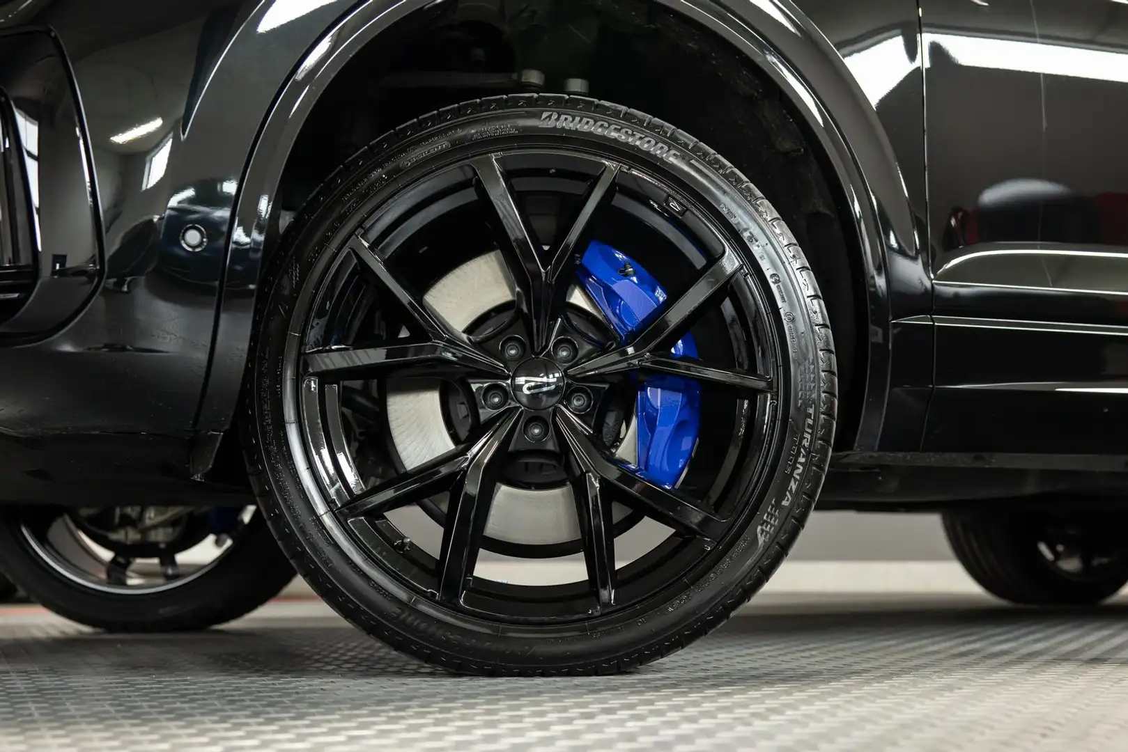 Volkswagen Touareg 3.0 TSI eHybrid 4M IQ. AHK PANO DYNAUDIO Schwarz - 2