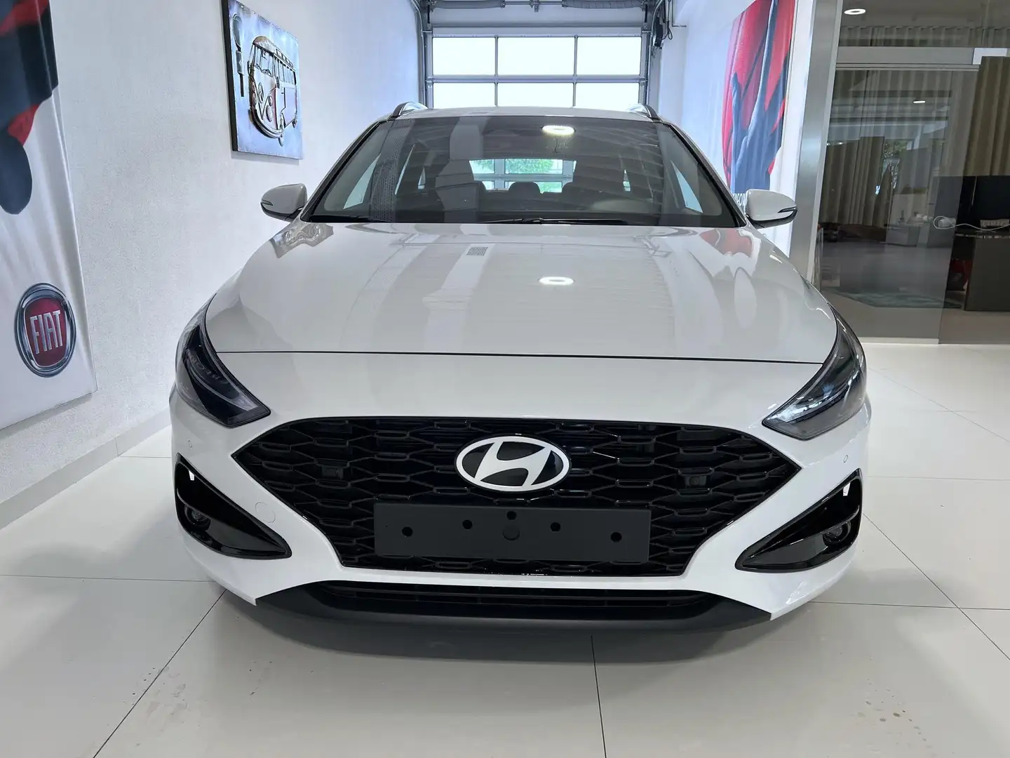 Hyundai i30 Go 1.0 T-GDi 73 kW (100 PS) Klimaanlage, Sitzhe... Weiß - 2