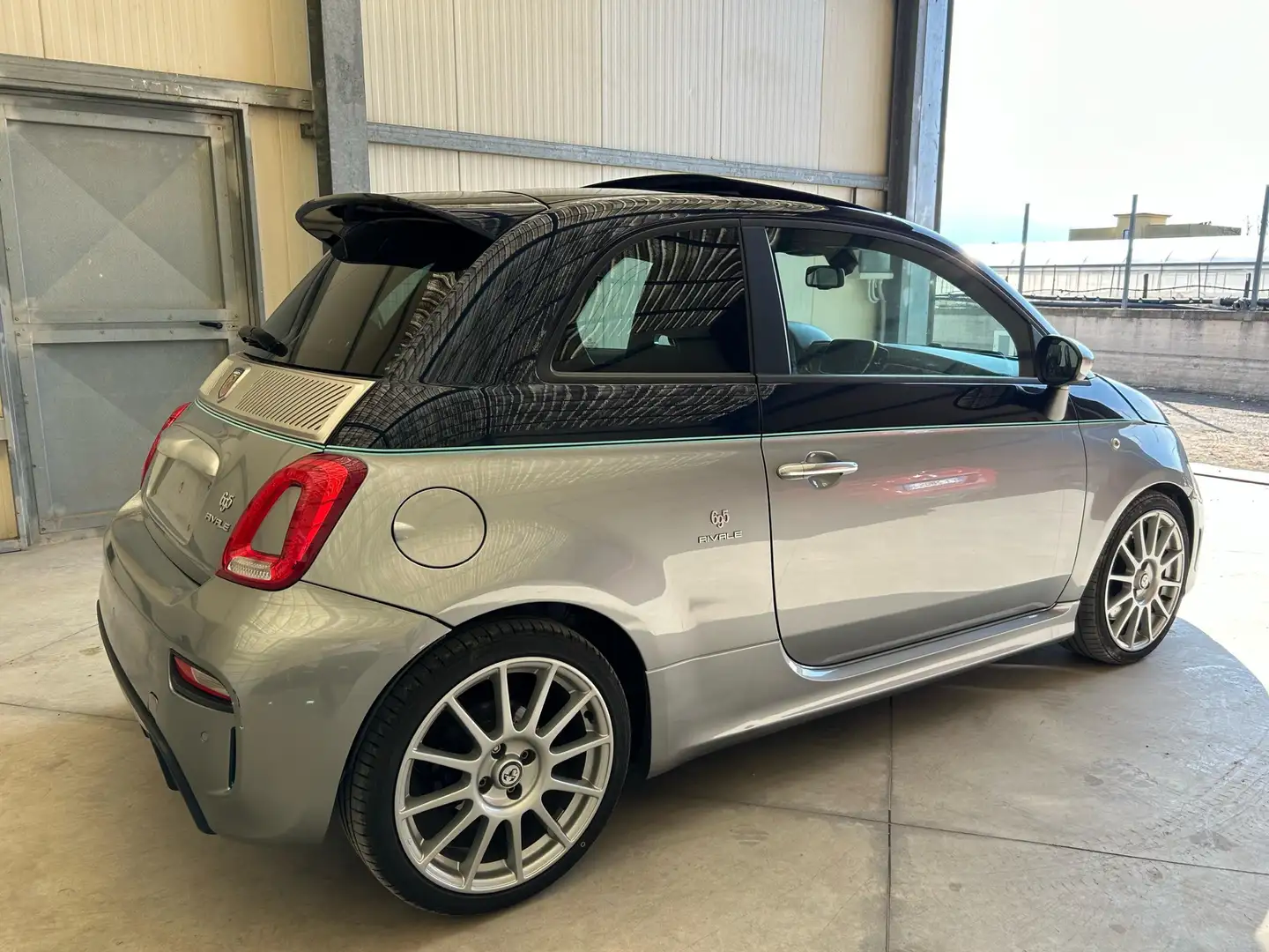 Abarth 695 1.4 16v Rivale 180cv auto TAGLIANDI CERTIFICATI - 2