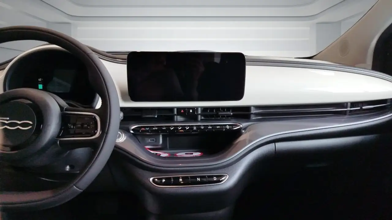Fiat 500e Cabrio 42 kWh 16