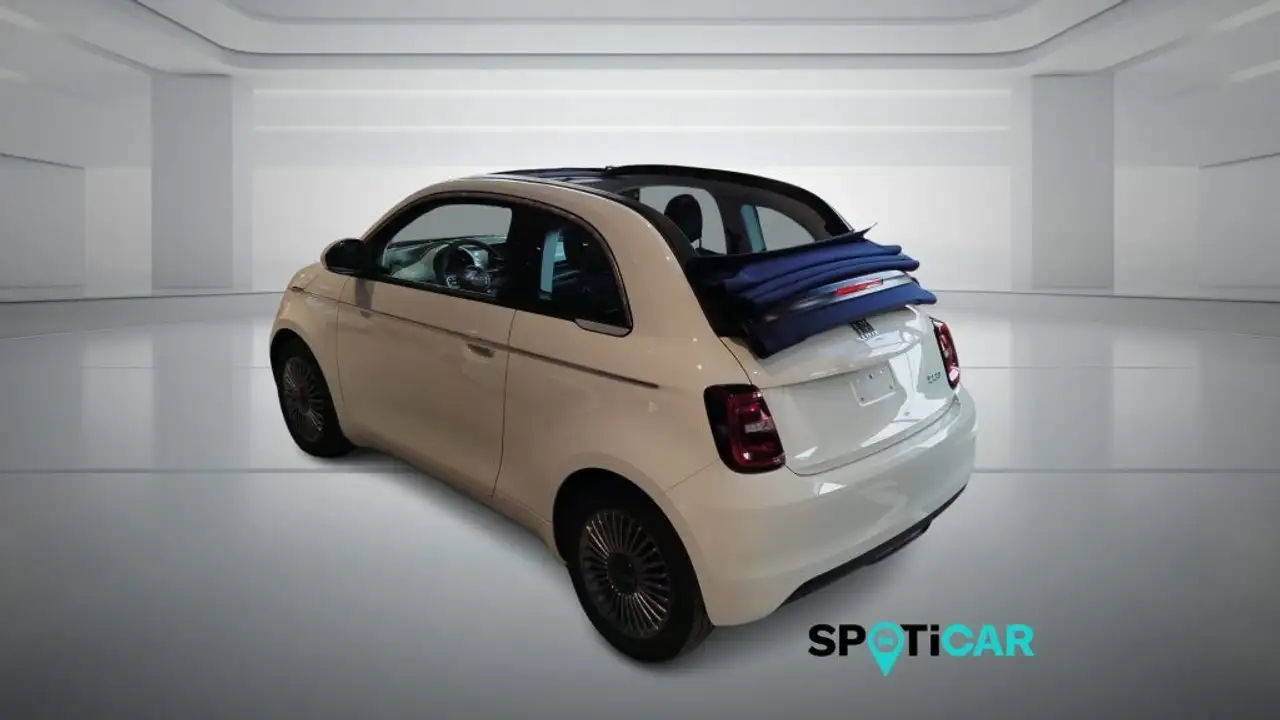 Fiat 500e Cabrio 42 kWh 9
