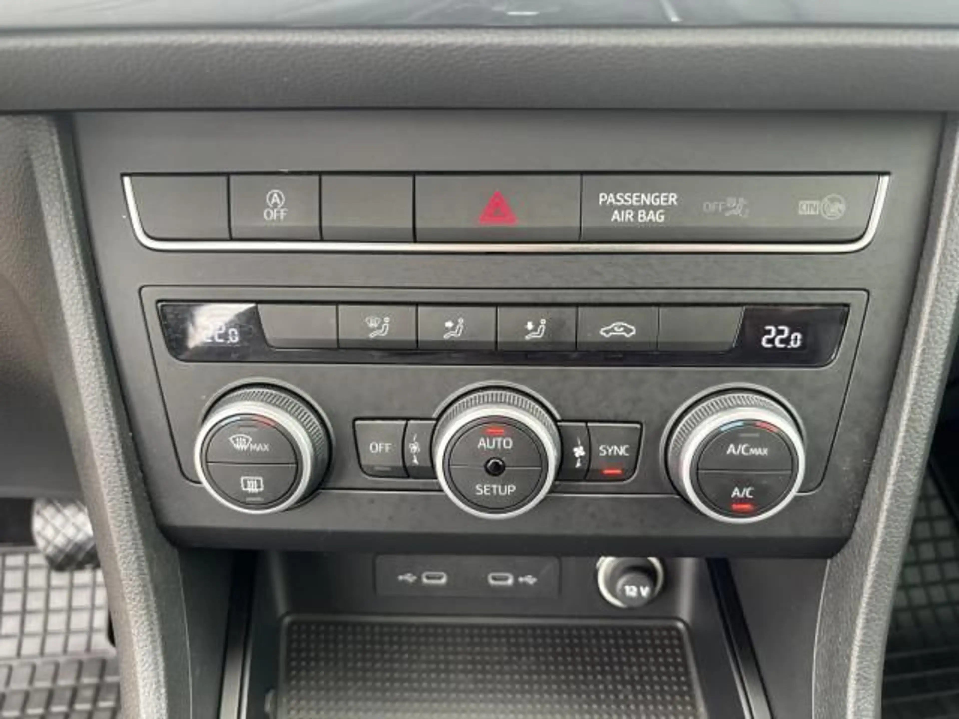 SEAT Ateca ATECA STYLE 2.0 TDI  DSG 4DRIVE AHZV DAB+ NAVI — photo 11