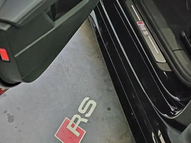 Audi RS3 view 10