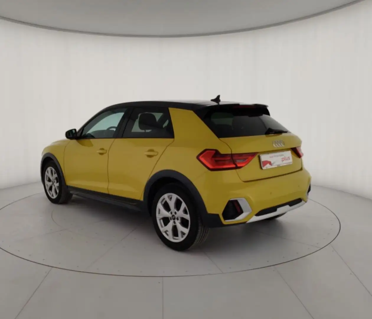 Audi A1 A1 SPB 25 TFSI Admired Advanced Gelb - 2