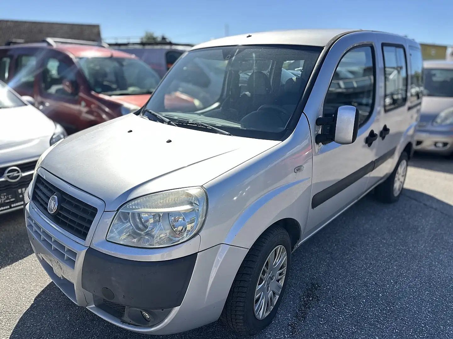 Fiat Doblo 7 Sitzer 1.3 Jtd Silber - 1