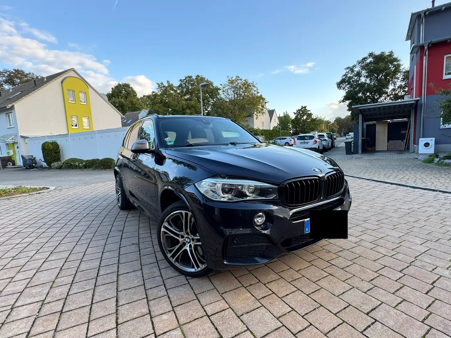 BMW X5 M X5 M50d Sport-Aut. Schwarz - 2