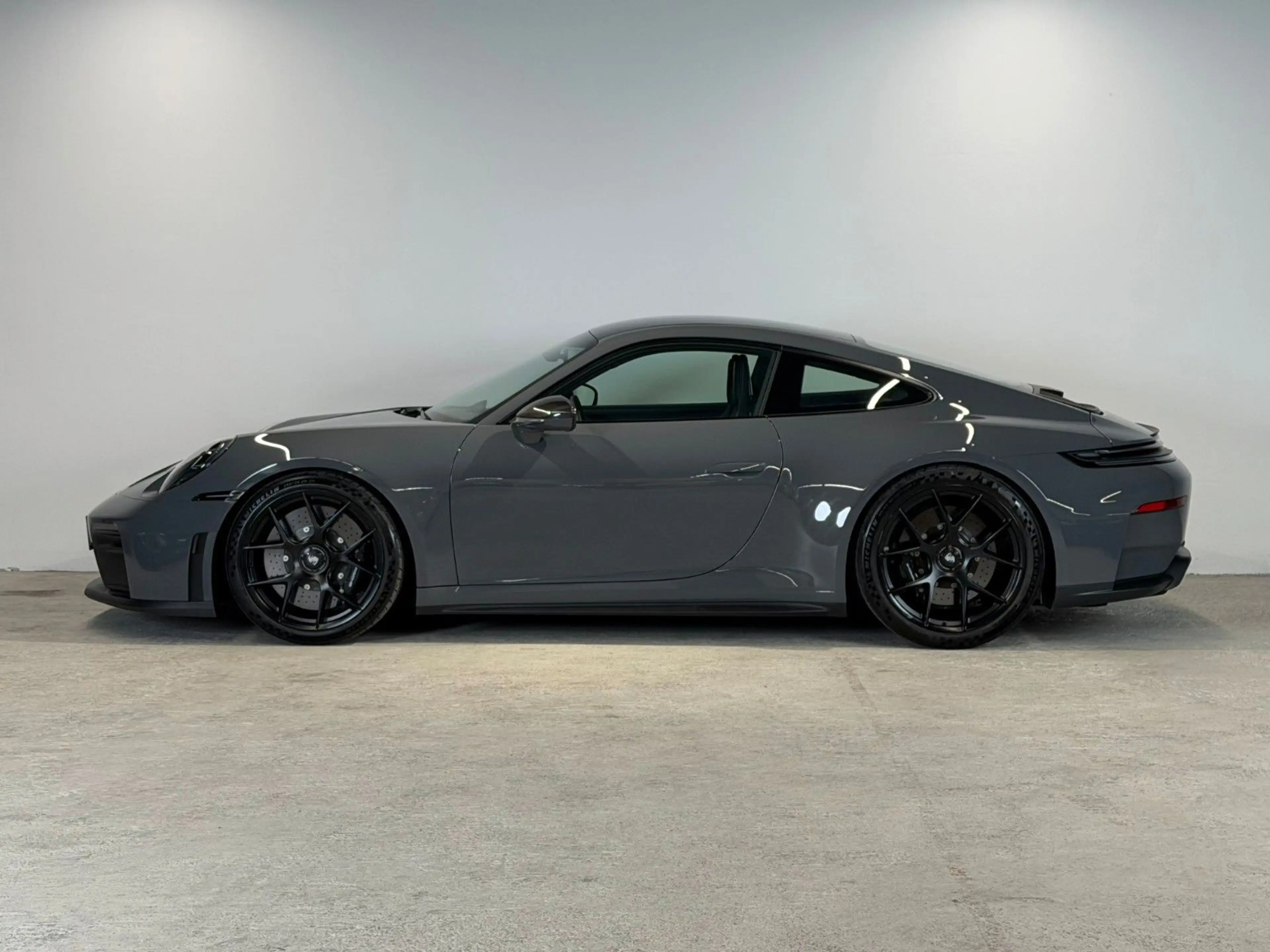 Porsche 911 992.2 GT3 Touring *Leichtbau* Ceramik* — photo 4