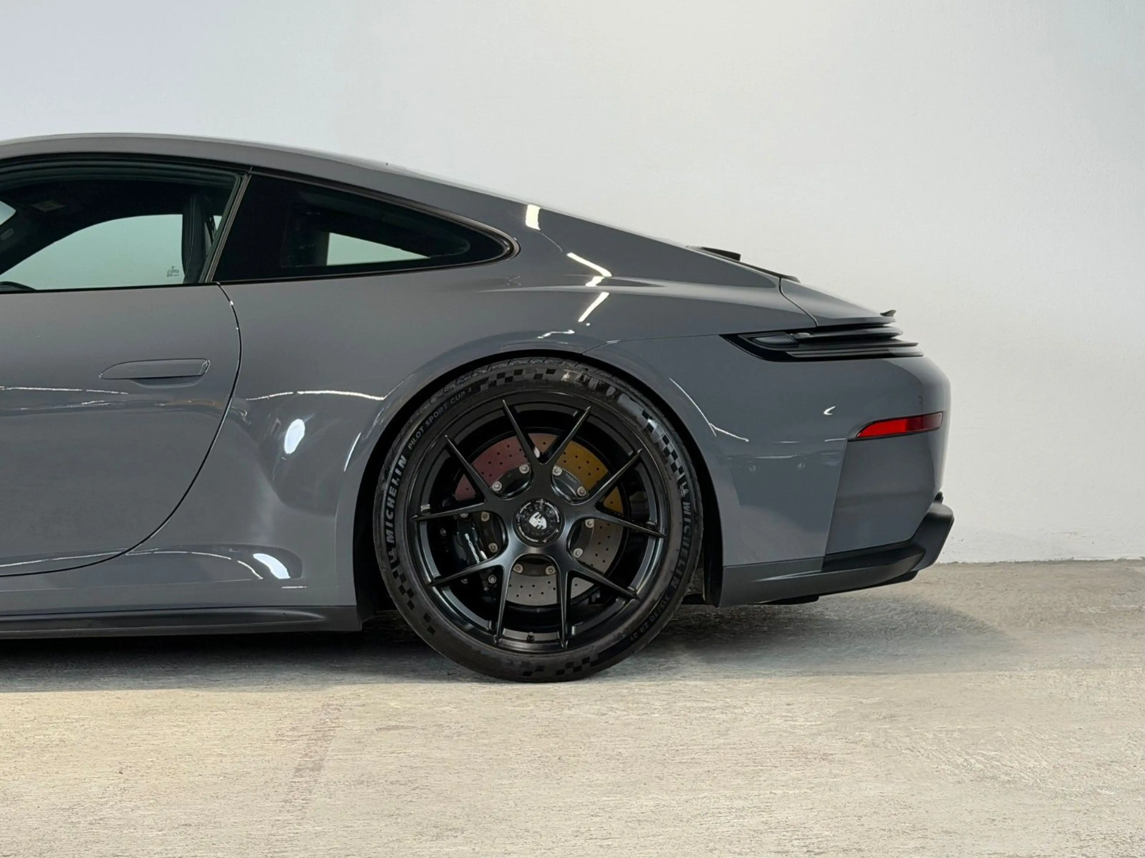 Porsche 911 992.2 GT3 Touring *Leichtbau* Ceramik* — photo 6